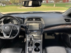 Used 2017  Nissan Maxima 4d Sedan Platinum at Rooster Auto Sales near Vinton, IA