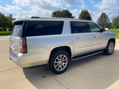 Used 2016 GMC Yukon XL 4d SUV 4WD Denali at Rooster Auto Sales near Vinton, IA