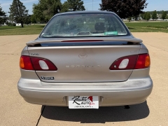 Used 1998  Toyota Corolla 4d Sedan LE AT at Rooster Auto Sales near Vinton&comma; IA