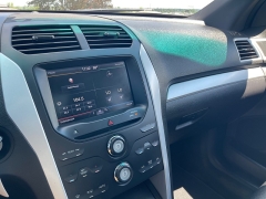 Used 2013 Ford Explorer 4d SUV 4WD XLT at Rooster Auto Sales near Vinton, IA