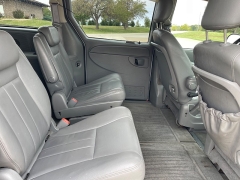 Used 2005 Chrysler Town & Country 4d Wagon Touring at Rooster Auto Sales near Vinton, IA