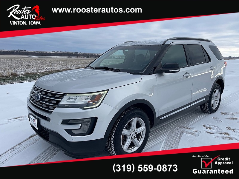 Used 2016  Ford Explorer 4d SUV 4WD XLT at Rooster Auto Sales near Vinton, IA