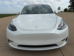 Used 2021  Tesla Model Y Performance AWD at Rooster Auto Sales near Vinton&comma; IA