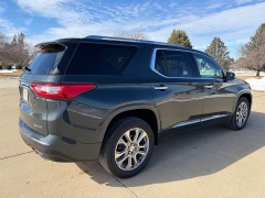 Used 2018  Chevrolet Traverse 4d SUV AWD Premier at Rooster Auto Sales near Vinton&comma; IA