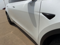 Used 2021  Tesla Model Y Long Range AWD at Rooster Auto Sales near Vinton&comma; IA