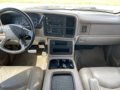 Used 2003 Chevrolet Tahoe 4d SUV 4WD LT at Rooster Auto Sales near Vinton, IA