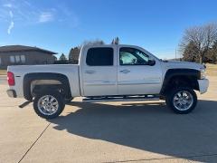 Used 2009  Chevrolet Silverado 1500 4WD Crew Cab LTZ at Rooster Auto Sales near Vinton&comma; IA