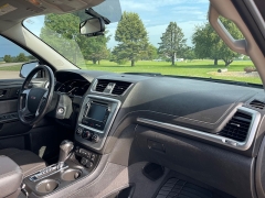 Used 2015 GMC Acadia 4d SUV AWD SLE-2 at Rooster Auto Sales near Vinton, IA