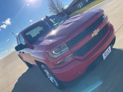 Used 2017  Chevrolet Silverado 1500 4WD Double Cab Custom at Rooster Auto Sales near Vinton, IA