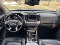Used 2015  GMC Canyon 4WD Crew Cab SLT at Rooster Auto Sales near Vinton&comma; IA