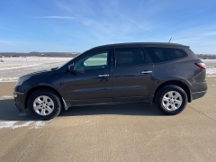 Used 2016  Chevrolet Traverse 4d SUV AWD LS at Rooster Auto Sales near Vinton&comma; IA