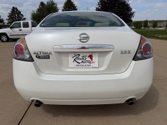 Used 2007  Nissan Altima 4d Sedan SL 2&period;5L at Rooster Auto Sales near Vinton&comma; IA