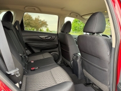 Used 2018  Nissan Rogue 4d SUV AWD SV at Rooster Auto Sales near Vinton&comma; IA