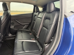 Used 2021  Tesla Model Y Long Range AWD at Rooster Auto Sales near Vinton&comma; IA