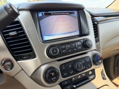 Used 2016  GMC Yukon XL 4d SUV 4WD Denali at Rooster Auto Sales near Vinton&comma; IA