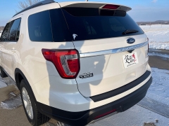 Used 2019  Ford Explorer 4d SUV 4WD XLT V6 at Rooster Auto Sales near Vinton, IA