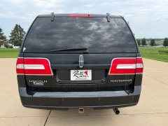 Used 2010  Lincoln Navigator L 4d SUV 4WD Elite at Rooster Auto Sales near Vinton&comma; IA