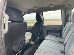 Used 2014  Ford Super Duty F-250 4WD Crew Cab XLT Longbed at Rooster Auto Sales near Vinton, IA