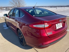 Used 2016  Ford Fusion 4d Sedan SE 2&period;5L at Rooster Auto Sales near Vinton&comma; IA