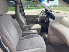 Used 2003 Ford Windstar 4d Wagon SE at Rooster Auto Sales near Vinton, IA