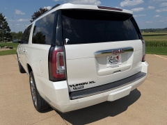 Used 2016  GMC Yukon XL 4d SUV 4WD Denali at Rooster Auto Sales near Vinton&comma; IA