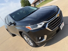 Used 2018  Chevrolet Traverse 4d SUV AWD Premier at Rooster Auto Sales near Vinton&comma; IA