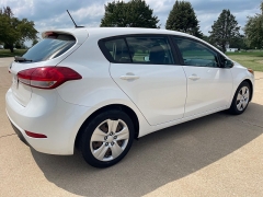 Used 2016 Kia Forte5 5d Hatchback SX Auto at Rooster Auto Sales near Vinton, IA