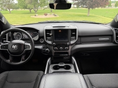 Used 2020  Ram 1500 4WD Crew Cab Big Horn at Rooster Auto Sales near Vinton&comma; IA