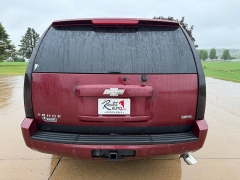 Used 2008  Chevrolet Tahoe 4d SUV 4WD LTZ at Rooster Auto Sales near Vinton&comma; IA
