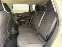 Used 2019  Jeep Compass 4d SUV 4WD Upland Edition at Rooster Auto Sales near Vinton&comma; IA