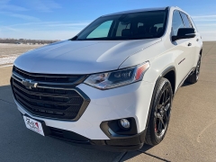 Used 2018  Chevrolet Traverse 4d SUV AWD Premier at Rooster Auto Sales near Vinton&comma; IA