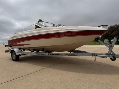 Used 2000  Glastron Boat at Rooster Auto Sales near Vinton&comma; IA