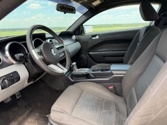 Used 2006  Ford Mustang 2d Coupe Premium at Rooster Auto Sales near Vinton&comma; IA