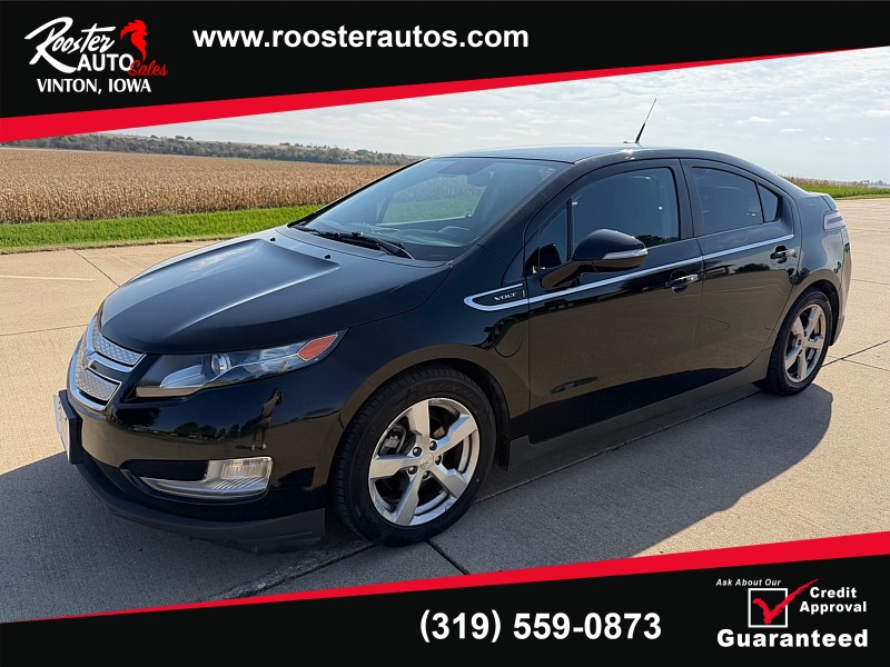 Used 2012  Chevrolet Volt 4d Hatchback Premium at Rooster Auto Sales near Vinton&comma; IA