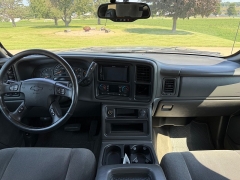 Used 2005  Chevrolet Silverado 1500 4WD Crew Cab LS at Rooster Auto Sales near Vinton&comma; IA