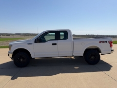 Used 2018  Ford F-150 4WD SuperCab XL at Rooster Auto Sales near Vinton&comma; IA