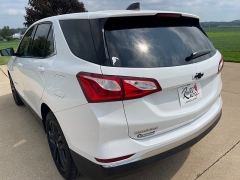 Used 2020 Chevrolet Equinox 4d SUV FWD LS w/1FL at Rooster Auto Sales near Vinton, IA