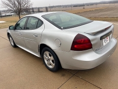 Used 2005  Pontiac Grand Prix 4d Sedan at Rooster Auto Sales near Vinton&comma; IA