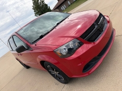 Used 2015  Dodge Grand Caravan 4d Wagon SE at Rooster Auto Sales near Vinton&comma; IA