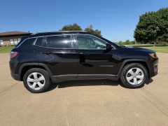 Used 2021  Jeep Compass Latitude FWD at Rooster Auto Sales near Vinton&comma; IA