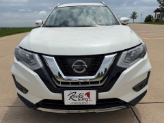 Used 2017  Nissan Rogue 4d SUV AWD S at Rooster Auto Sales near Vinton&comma; IA