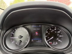 Used 2018  Nissan Rogue 4d SUV AWD SV at Rooster Auto Sales near Vinton&comma; IA