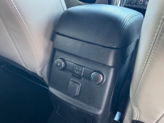 Used 2019  Ford Explorer 4d SUV 4WD XLT V6 at Rooster Auto Sales near Vinton, IA