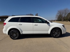 Used 2018  Dodge Journey 4d SUV FWD SE at Rooster Auto Sales near Vinton&comma; IA