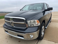 Used 2017 Ram 1500 4WD Crew Cab Big Horn at Rooster Auto Sales near Vinton, IA