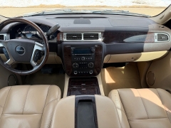 Used 2007  GMC Yukon XL 1500 SUV 4WD Denali at Rooster Auto Sales near Vinton&comma; IA