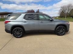 Used 2021  Chevrolet Traverse AWD 4dr RS at Rooster Auto Sales near Vinton&comma; IA