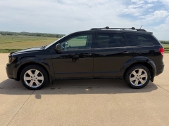 Used 2009  Dodge Journey 4d SUV AWD SXT at Rooster Auto Sales near Vinton&comma; IA