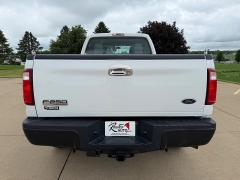 Used 2015  Ford Super Duty F-350 4WD Crew Cab XL SRW at Rooster Auto Sales near Vinton&comma; IA