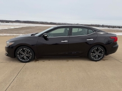 Used 2016  Nissan Maxima 4d Sedan Platinum at Rooster Auto Sales near Vinton&comma; IA